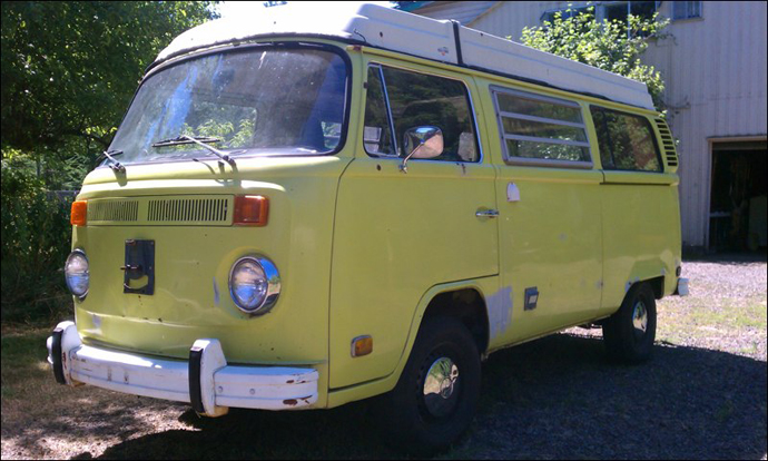 Nevada sourced 1974 Westfalia was totally rust-free but had a few minor dents which were  easily sorted by Peter's friend.