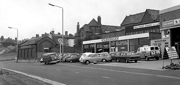 Imagine driving past a forecourt like this today!