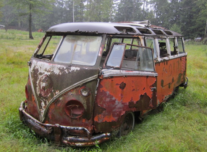 rusty bus