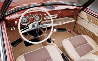 Karmann Ghia Interior red