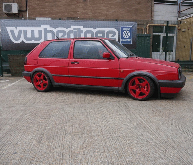 VW Golf Mk2 Rojo